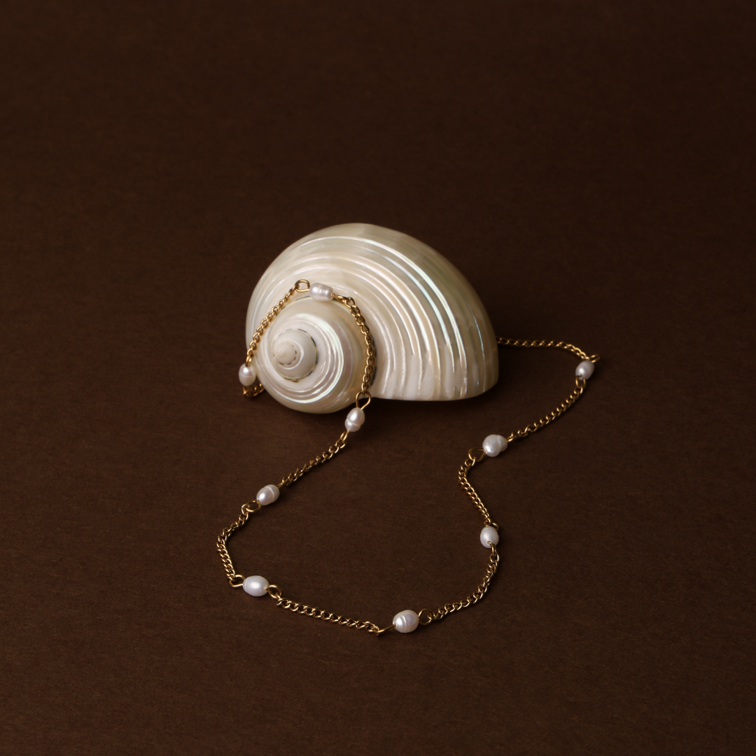 Athena Dainty Gold Pearl Choker