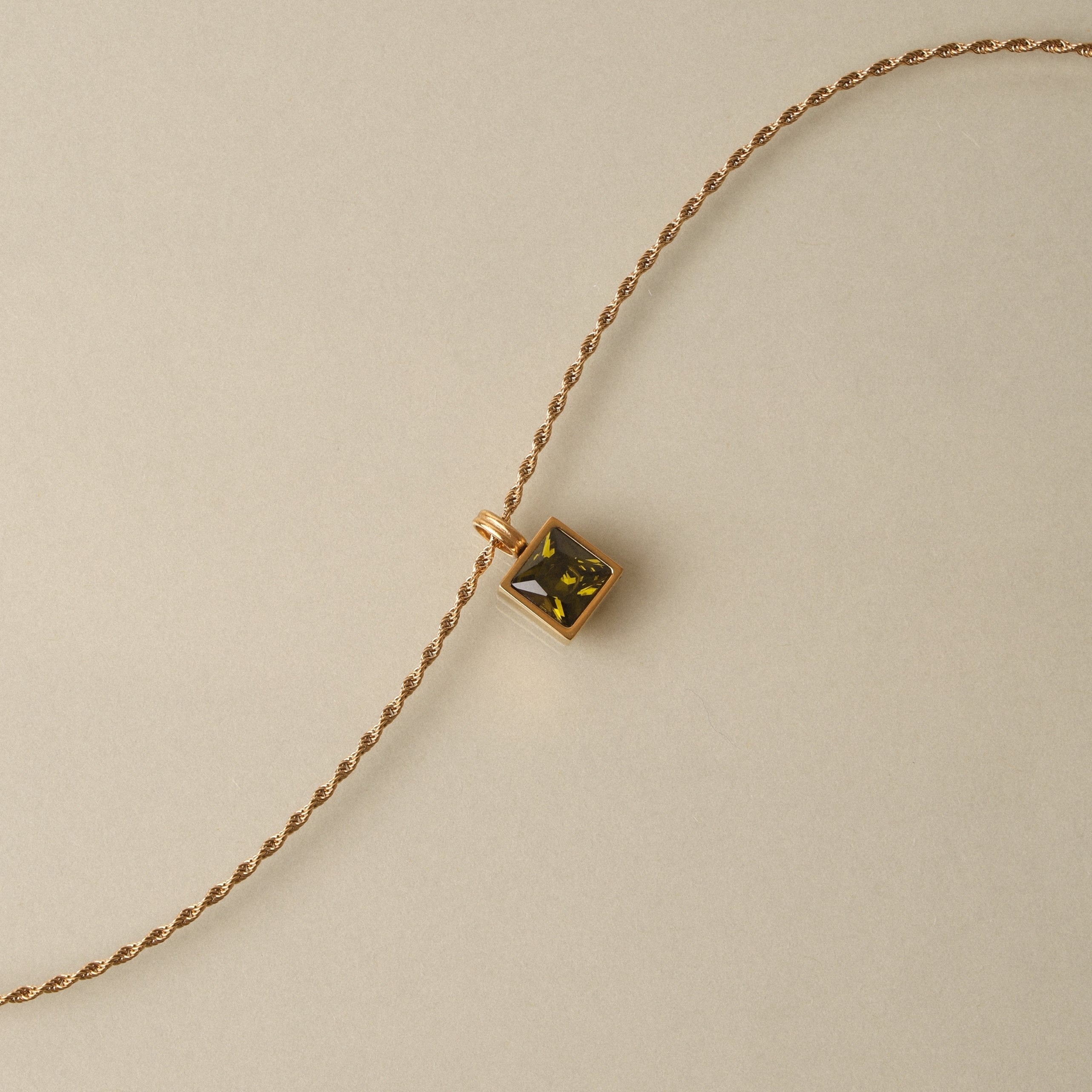 Athena Verde Necklace