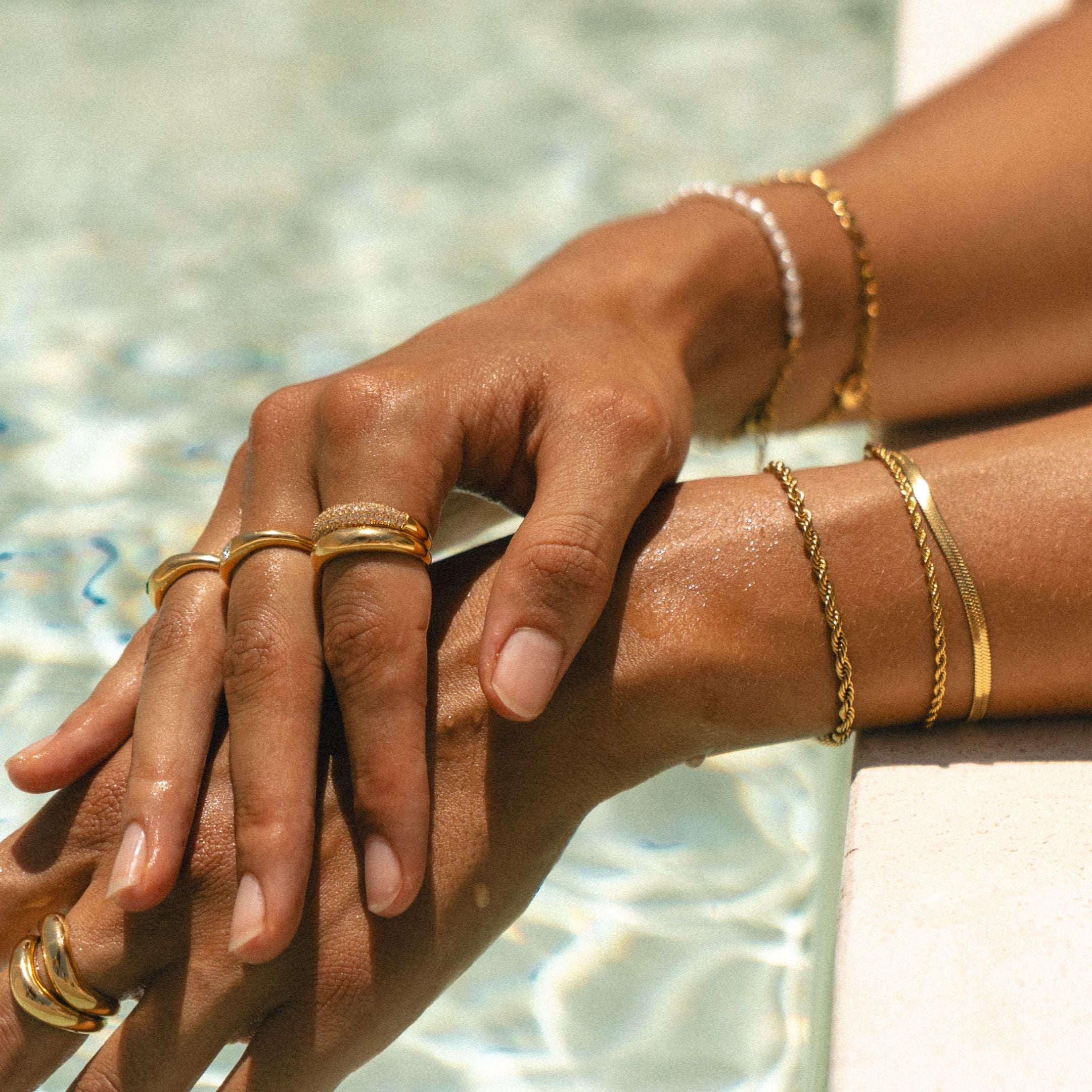 Athena "Day & Night" Ring Set