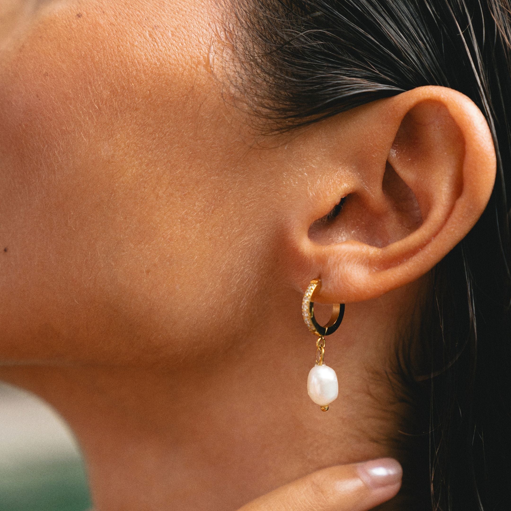 Athena Freshwater Pearl Hoop Earrings