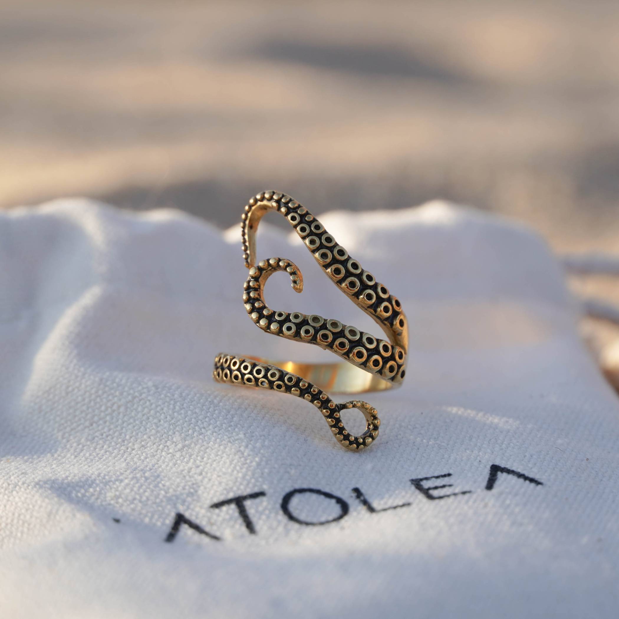Athena Octopus Ring