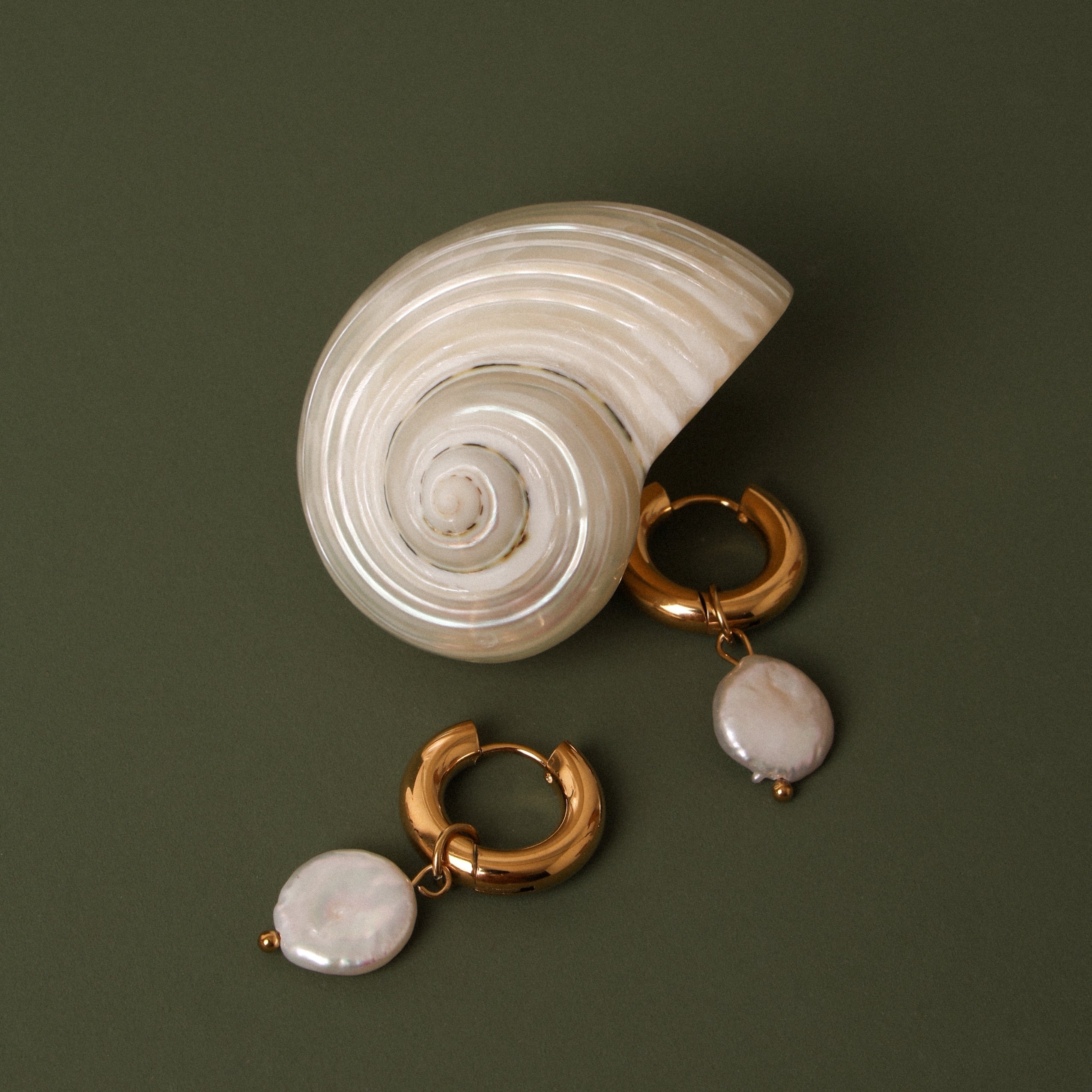 Athena Chunky Pearl Hoops