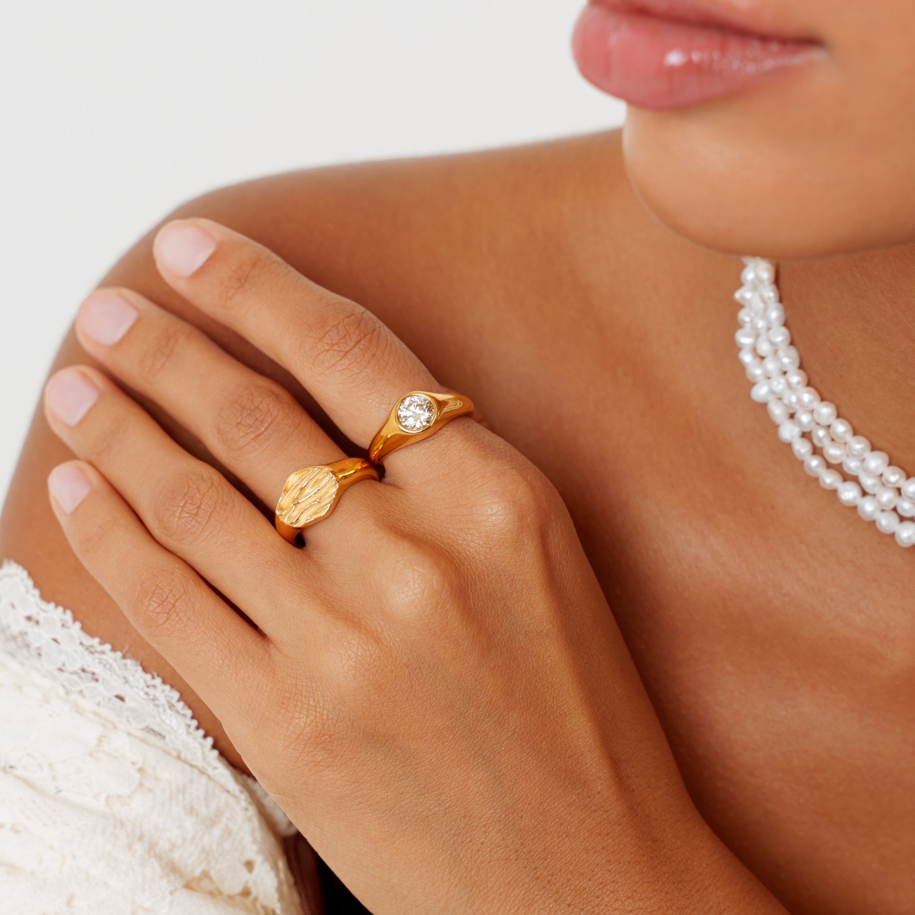 Athena Soleil Signet Ring