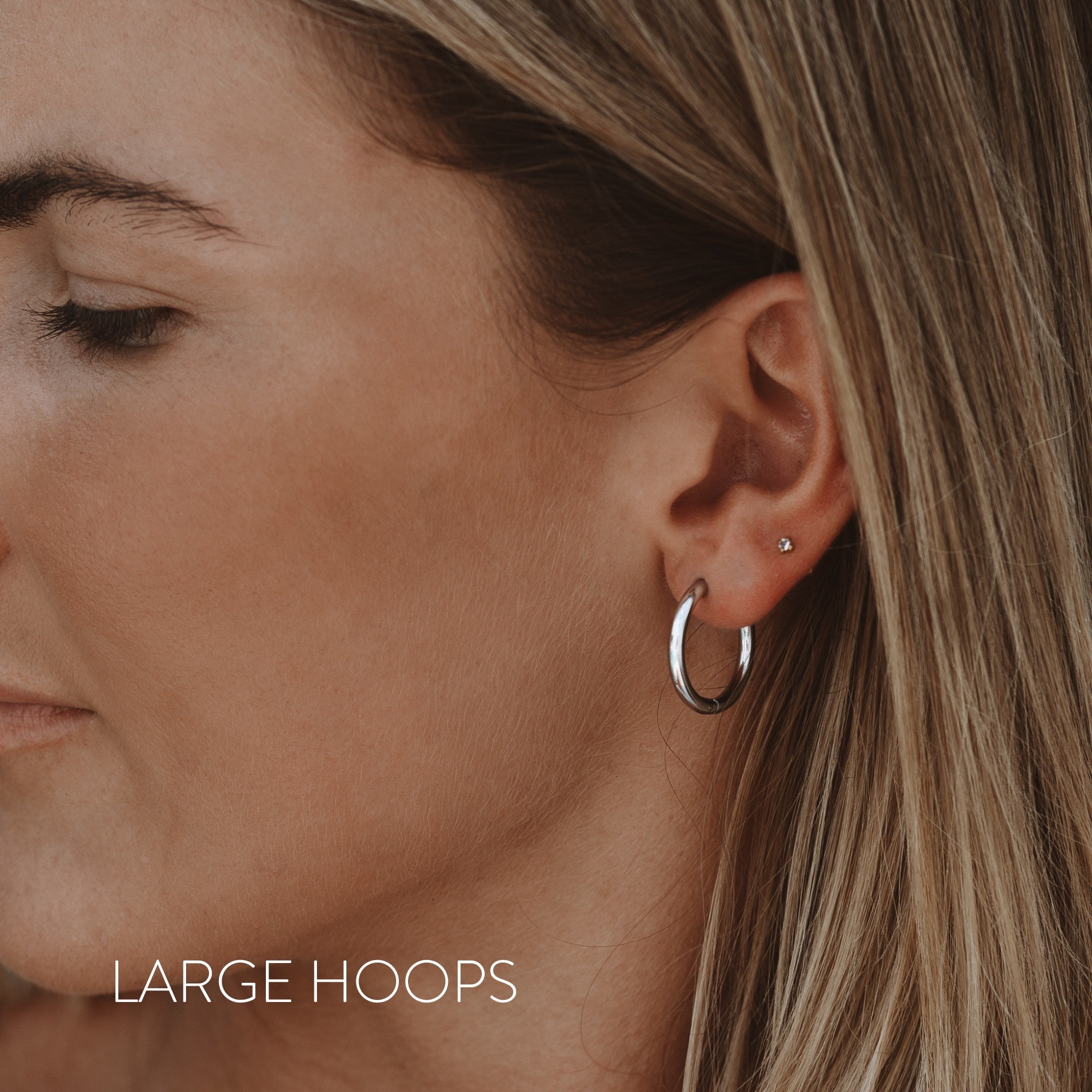 Athena Classic Hoop Earrings