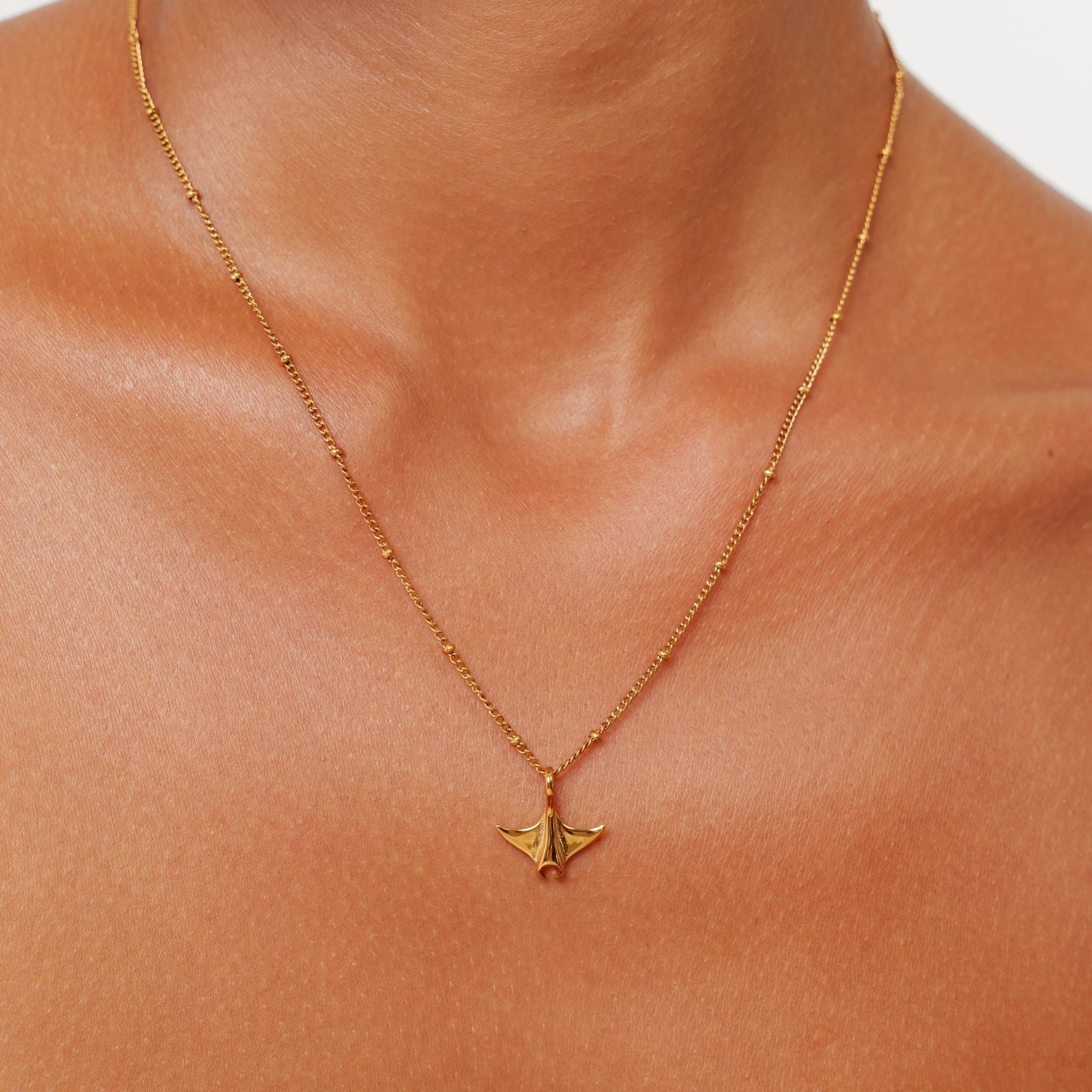 Athena Manta Necklace