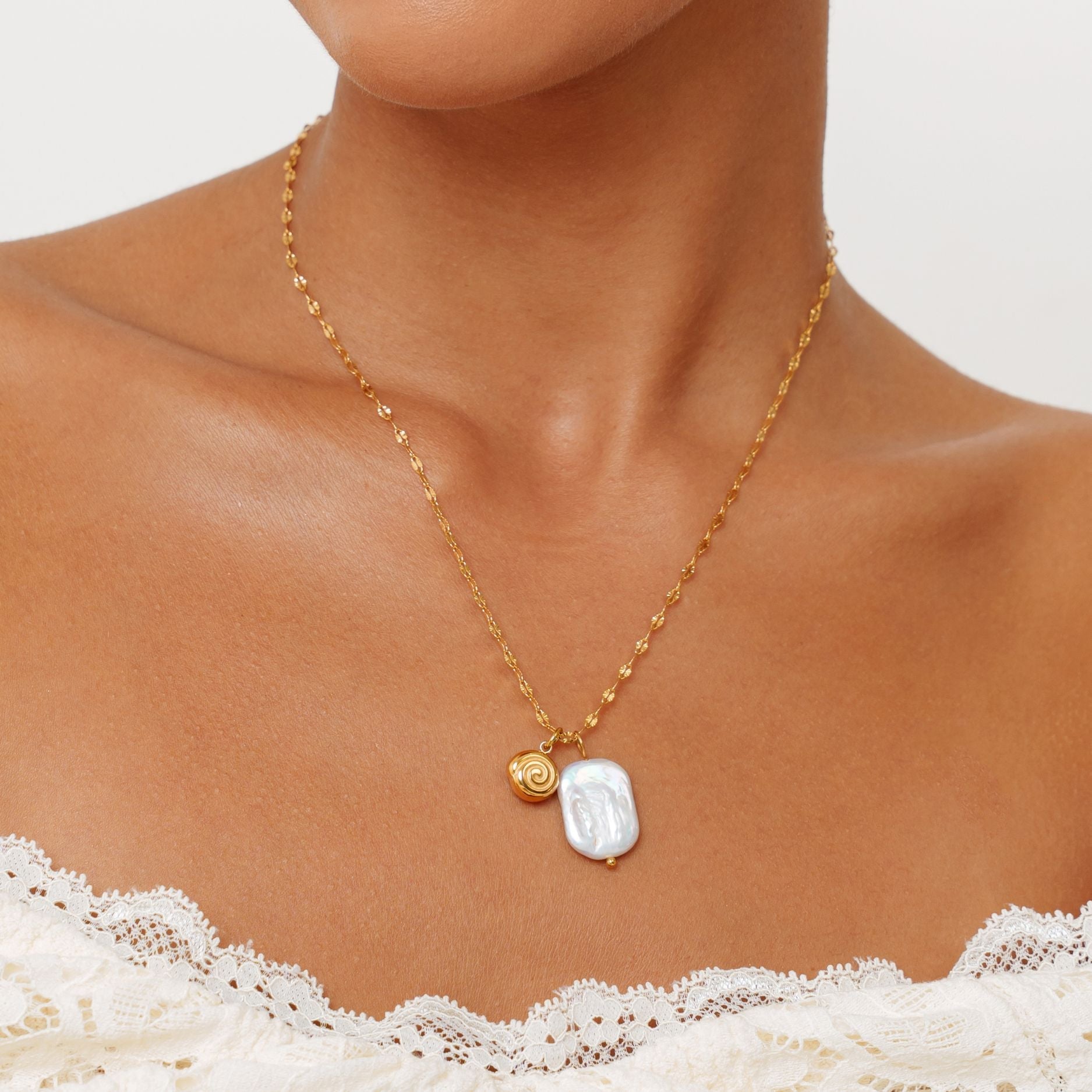 Athena Seashell Cove Necklace