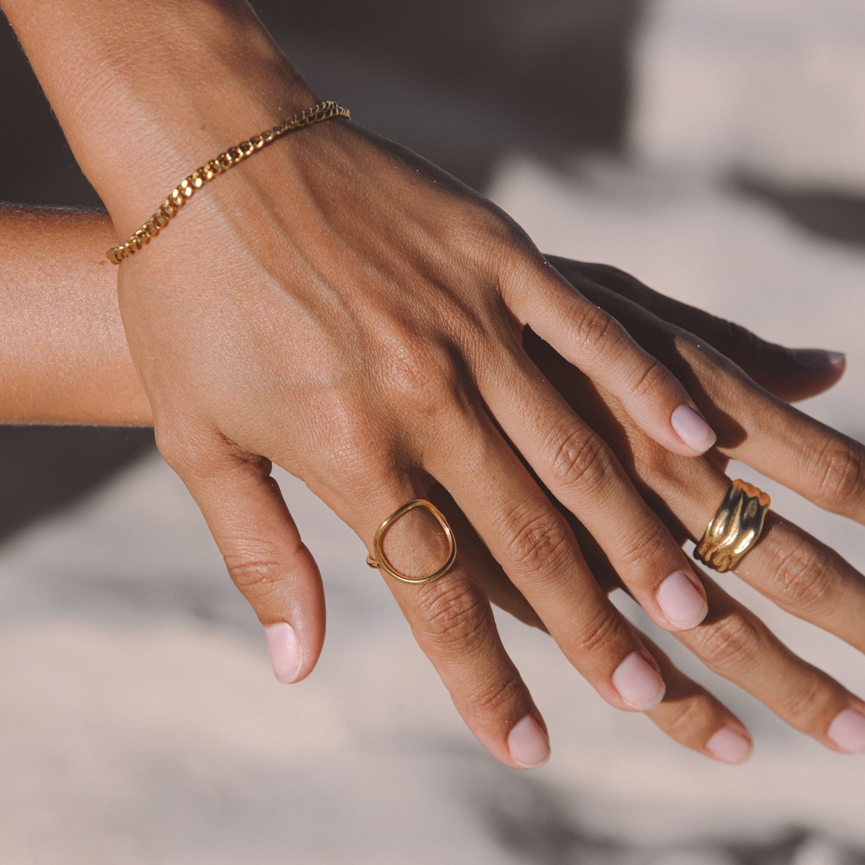 Athena "Bahïa" Oval Ring