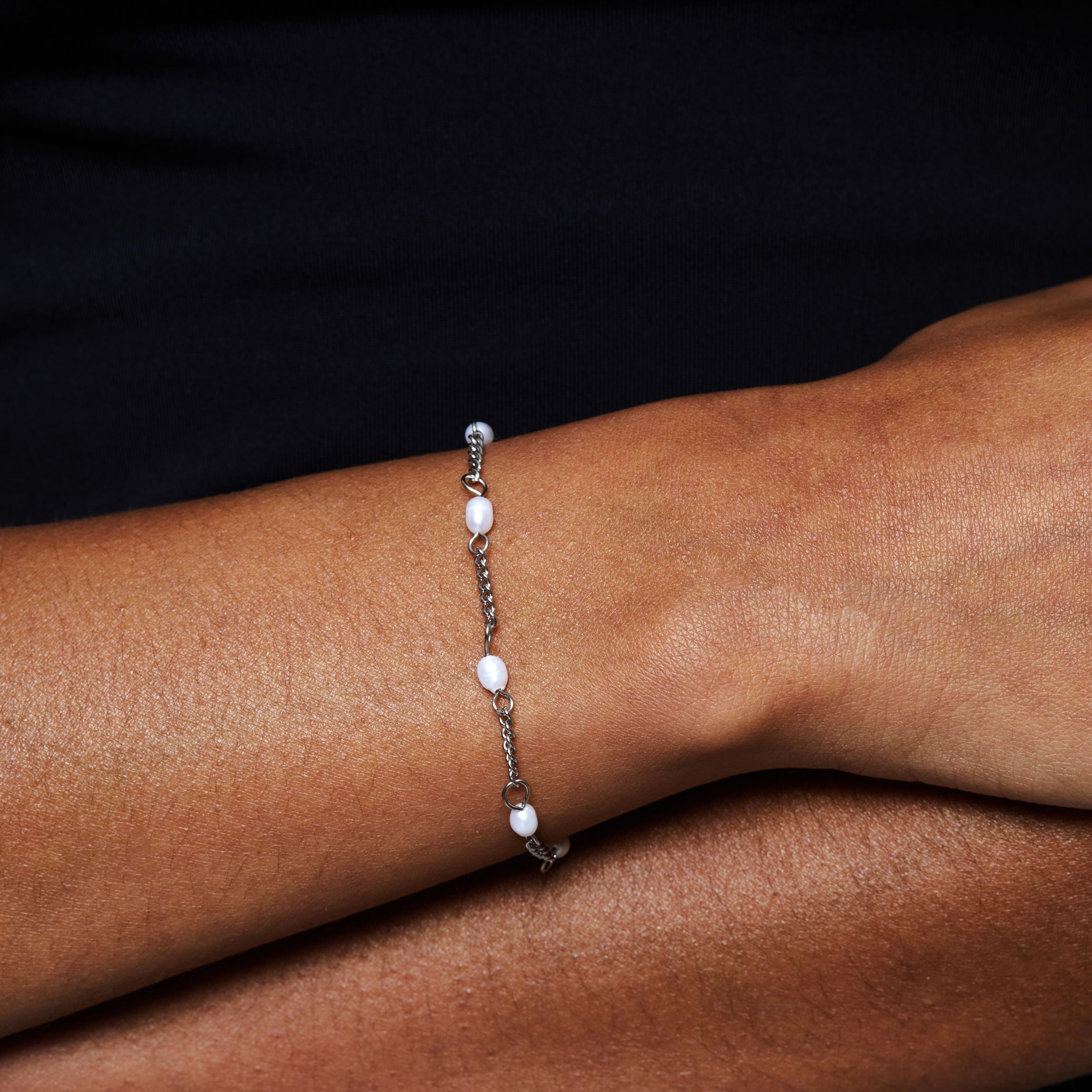 Athena "Lovina" Freshwater Pearl Bracelet