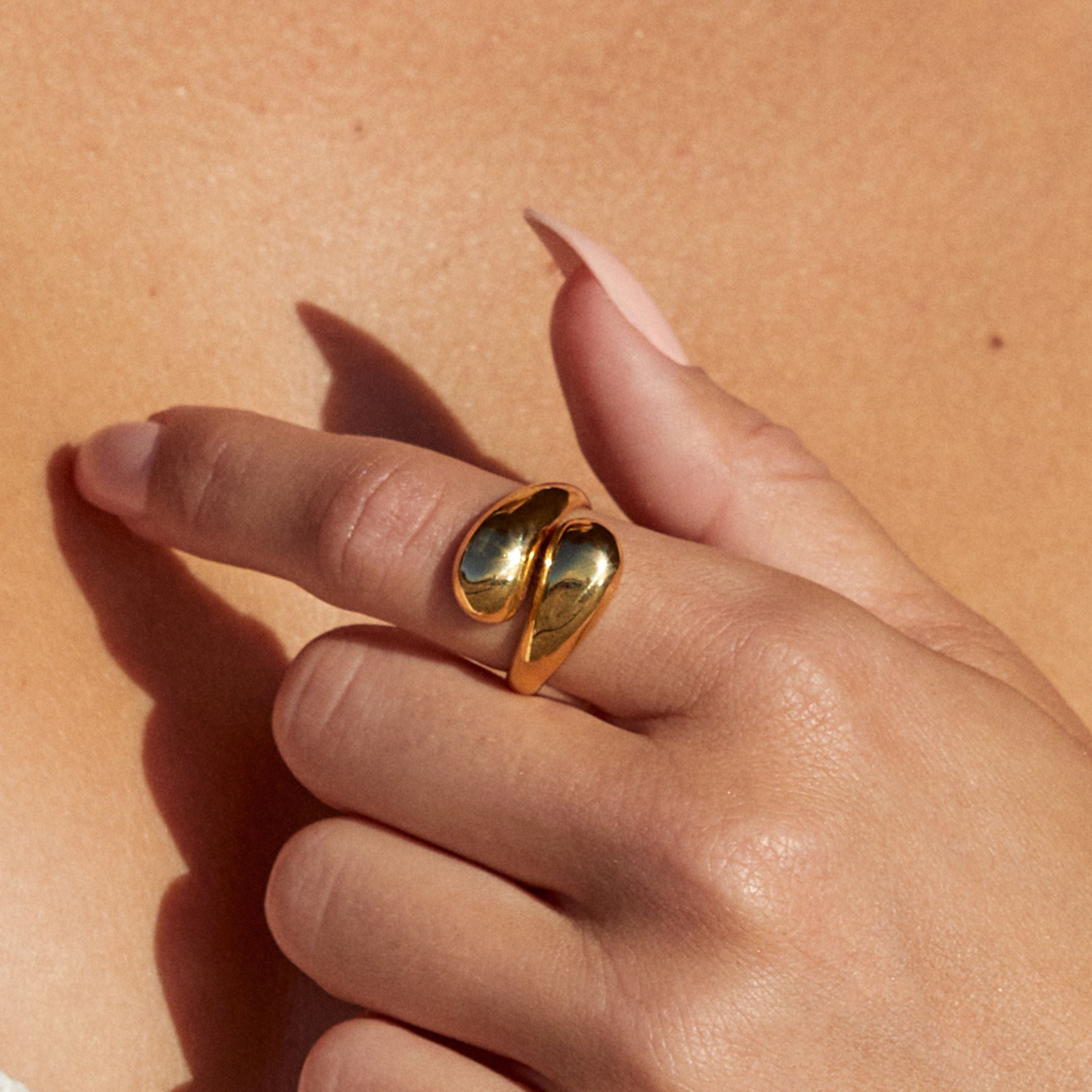 Athena Double Twist Ring
