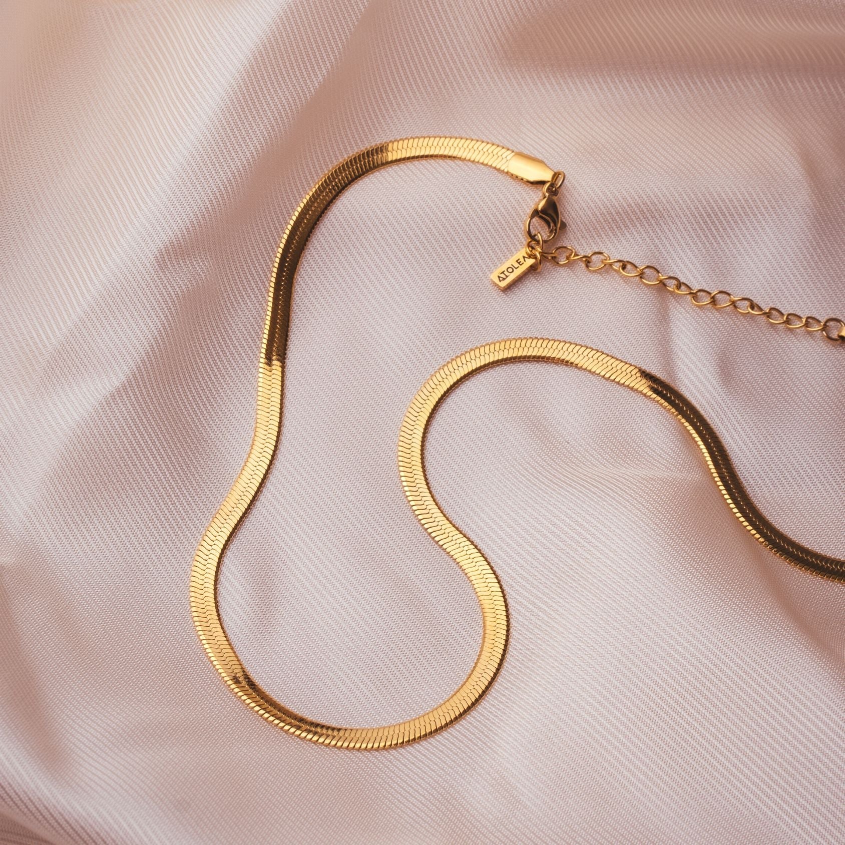 Athena "Kauai" Herringbone Choker