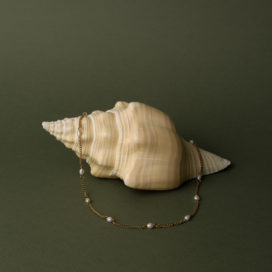 Athena Dainty Gold Pearl Choker