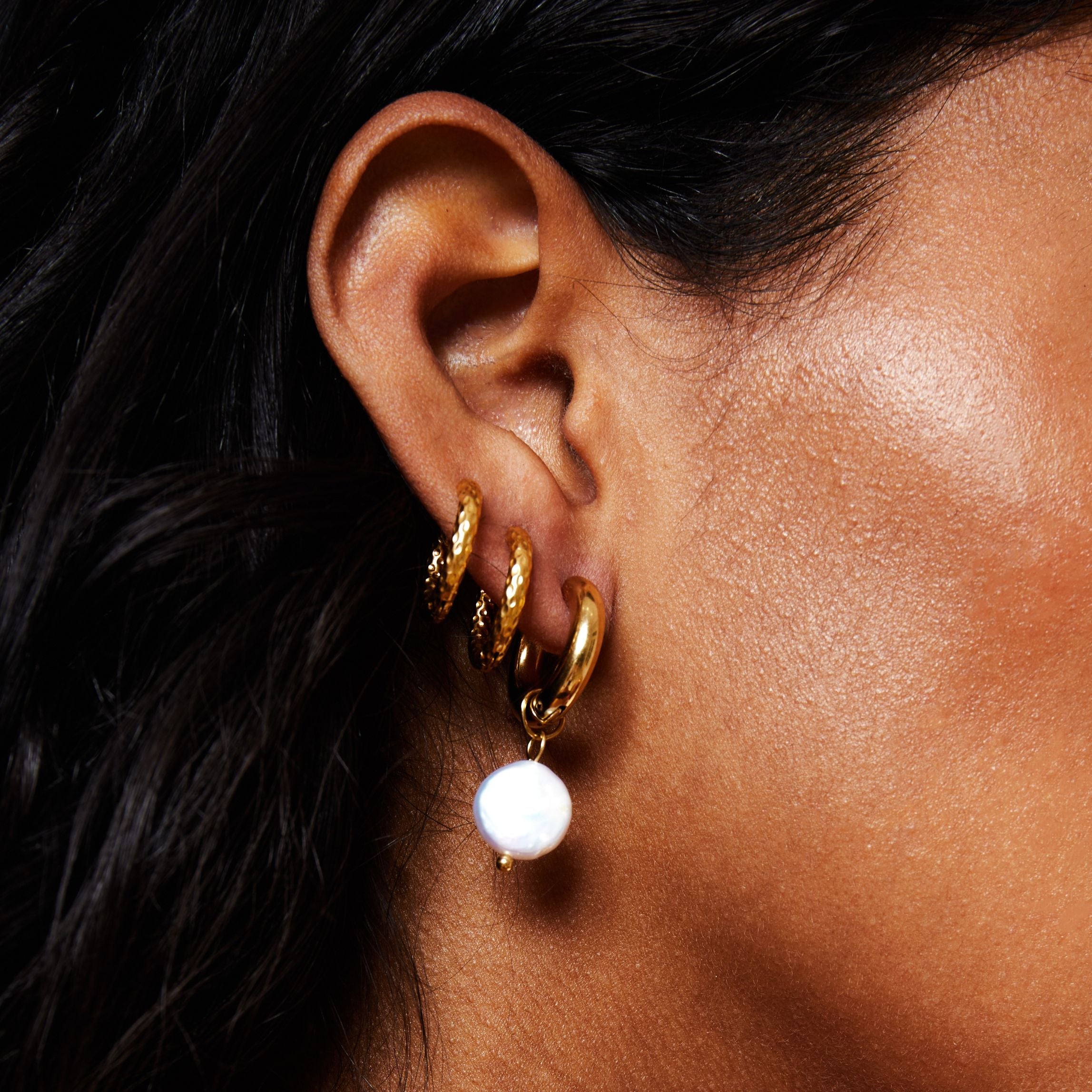 Athena Chunky Pearl Hoops