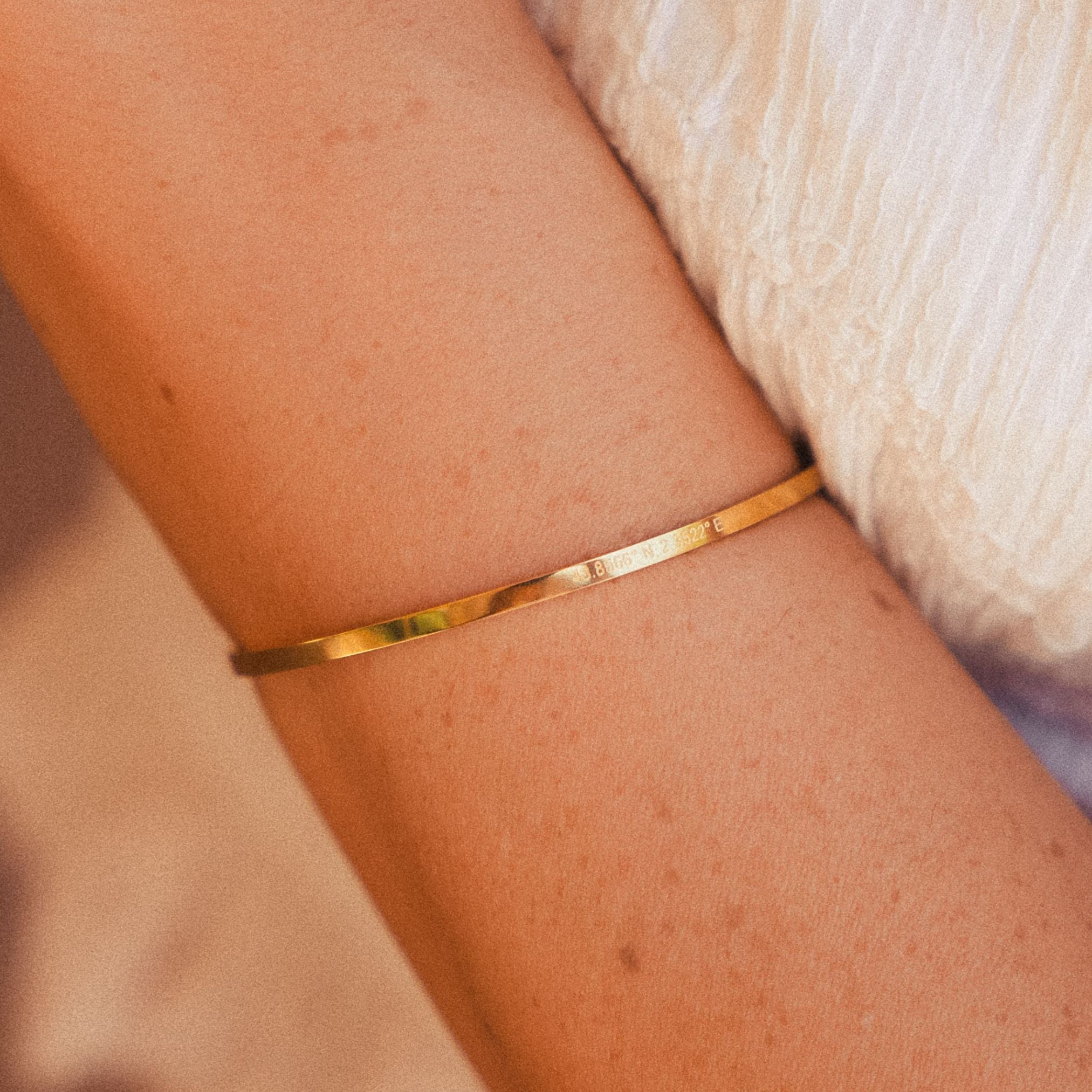 Athena Engravable Bangle