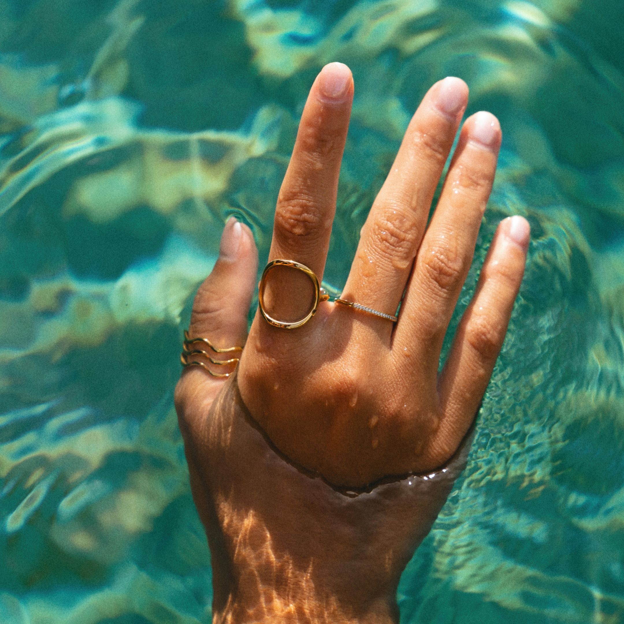 Athena Glimmer Ring