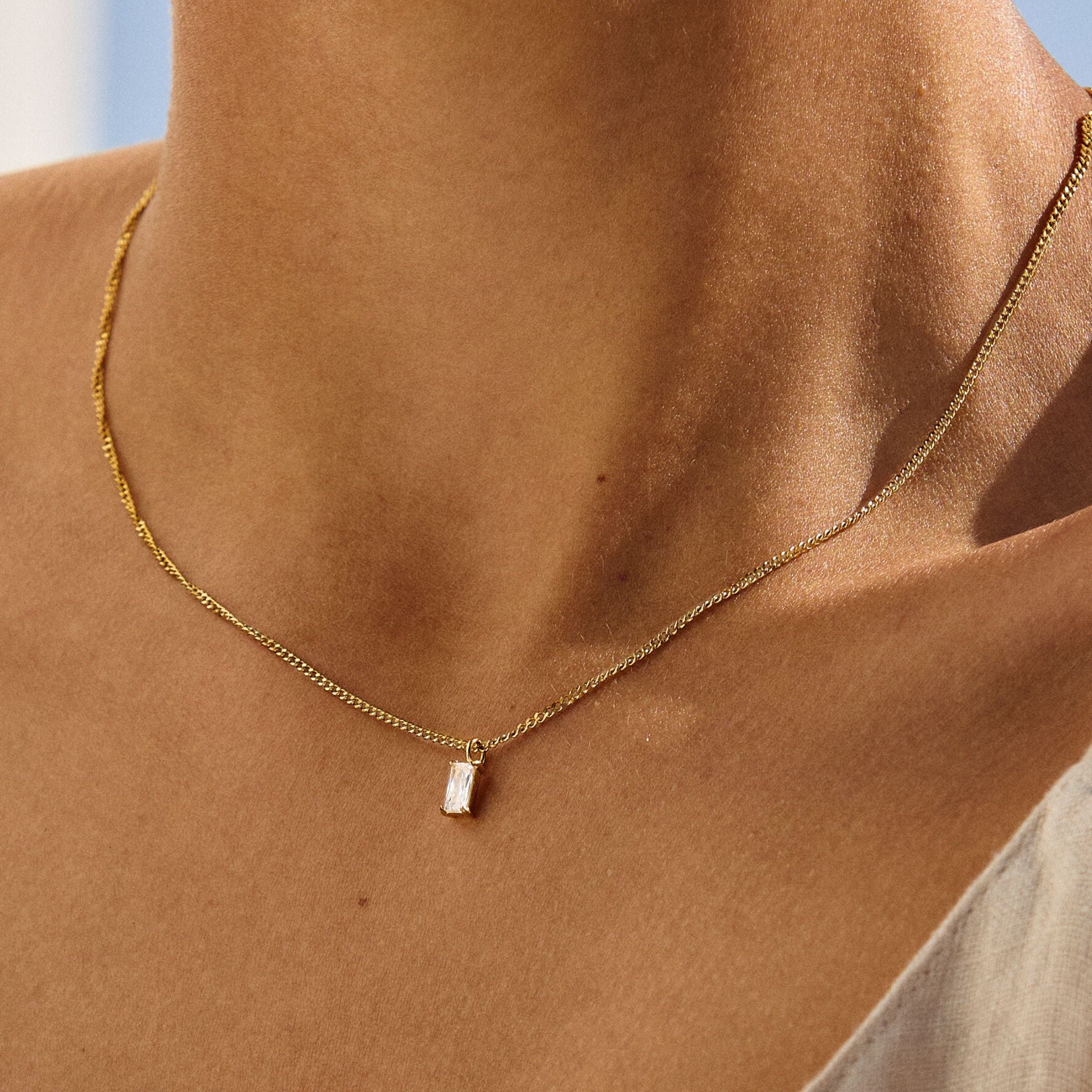Athena Glow Necklace