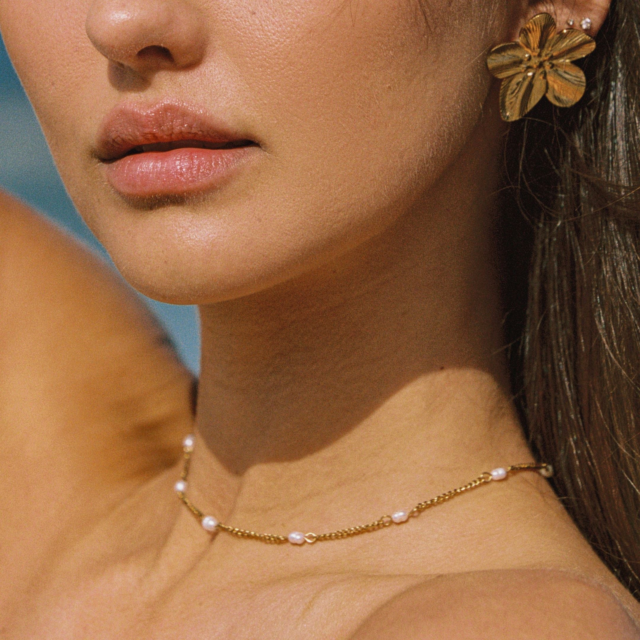 Athena Dainty Gold Pearl Choker