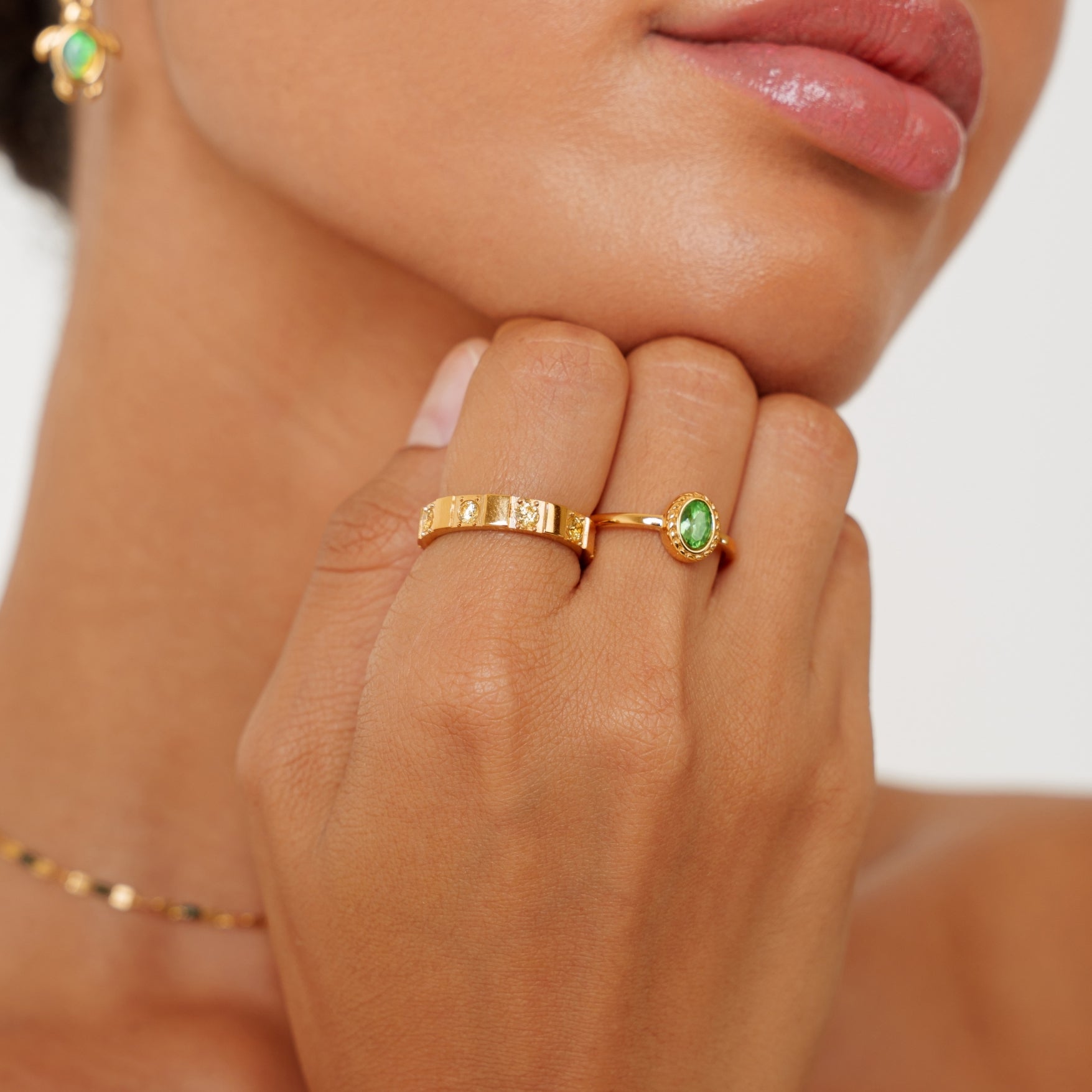 Athena Olivia Ring