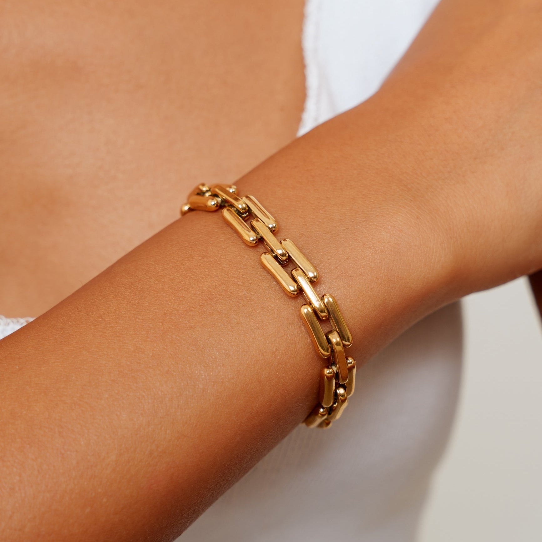 Athena Chunky Chain Bracelet
