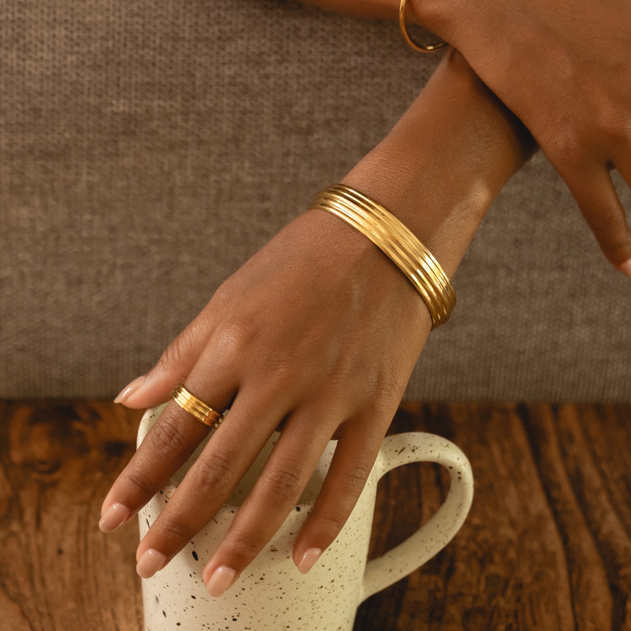 Athena Linea Ring