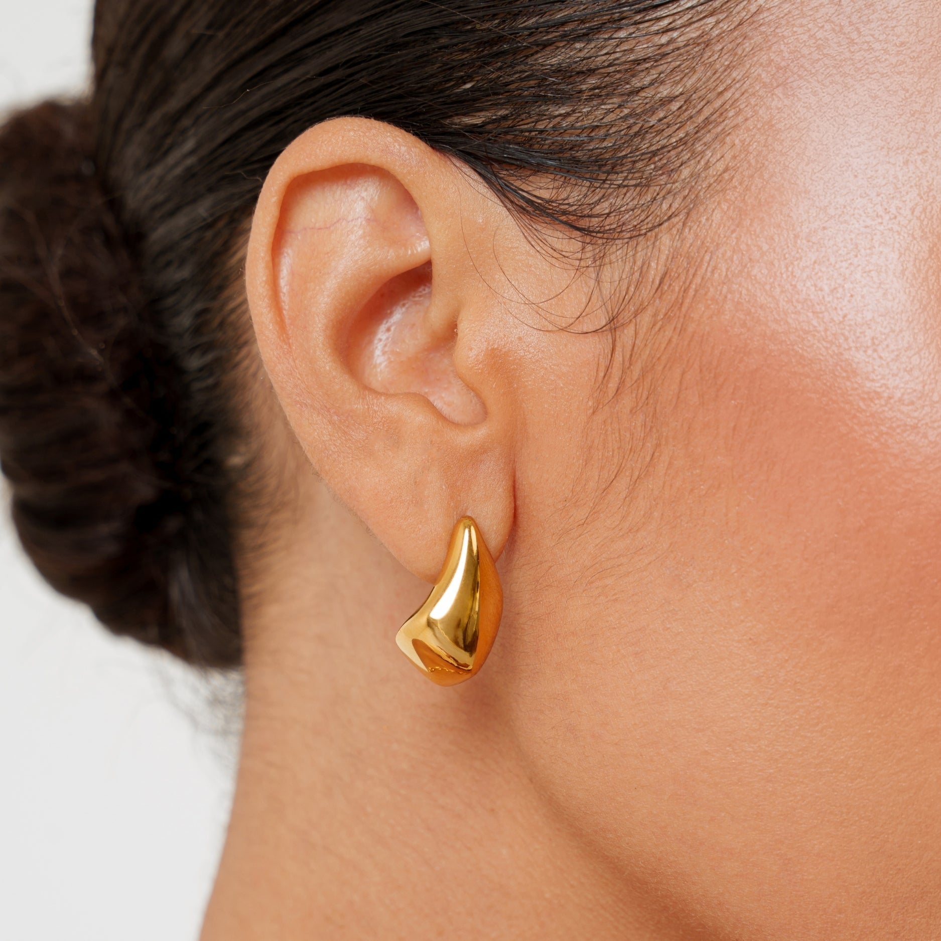 Athena Molten Studs