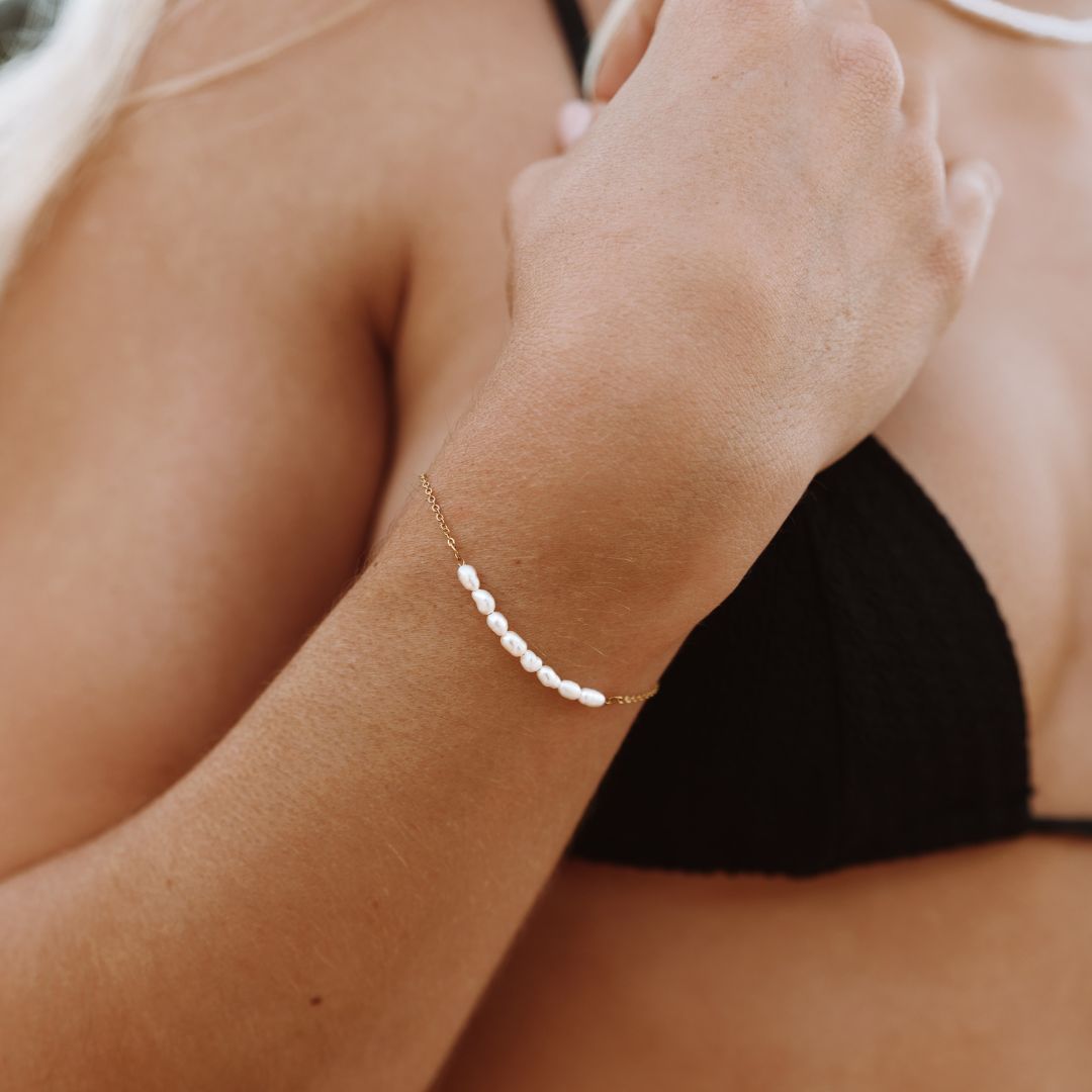 Athena Mini Freshwater Pearl Bracelet