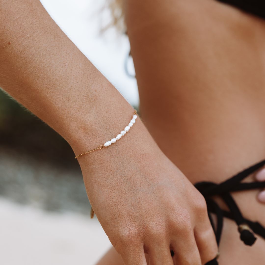 Athena Mini Freshwater Pearl Bracelet