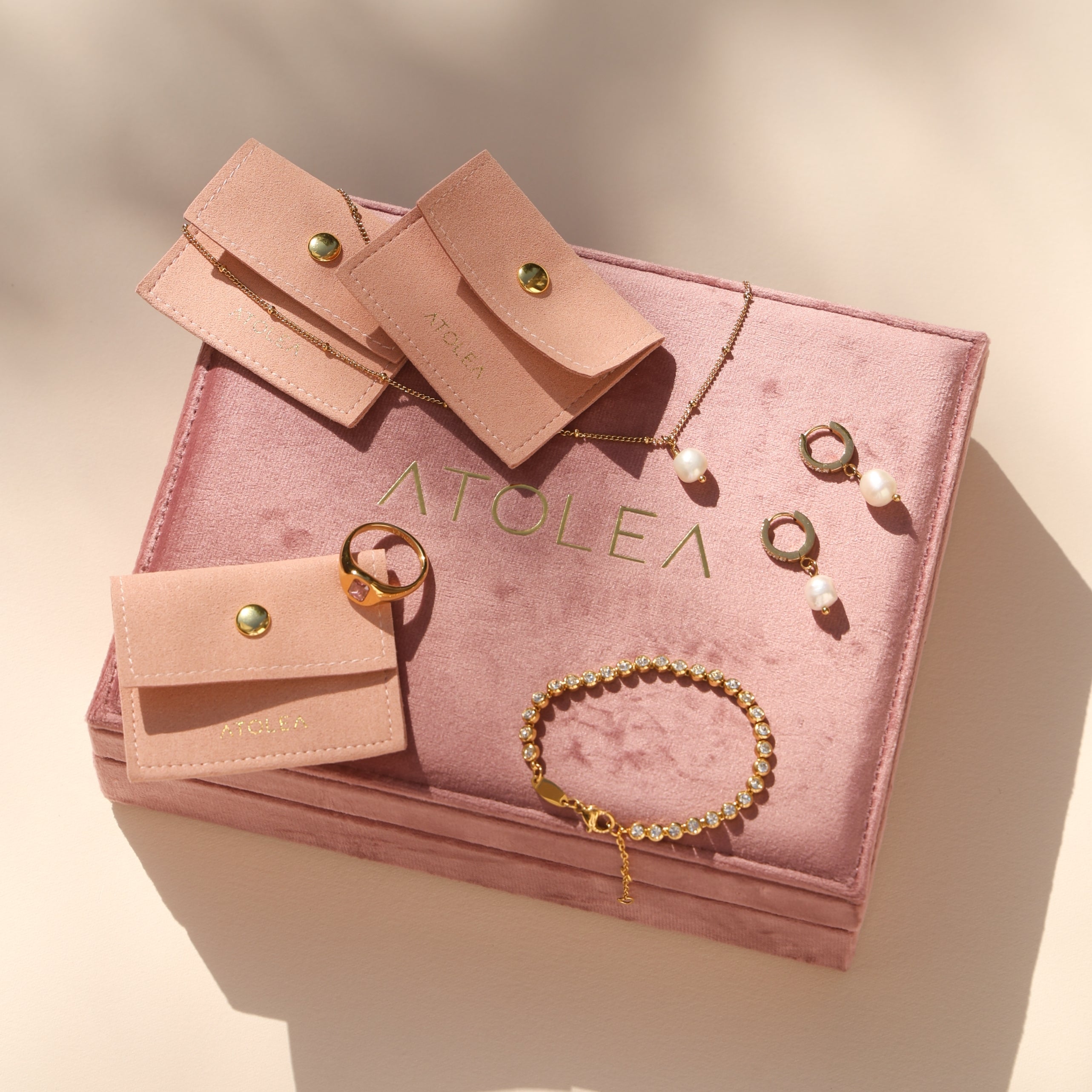 Athena Signature Velvet Jewelry Box
