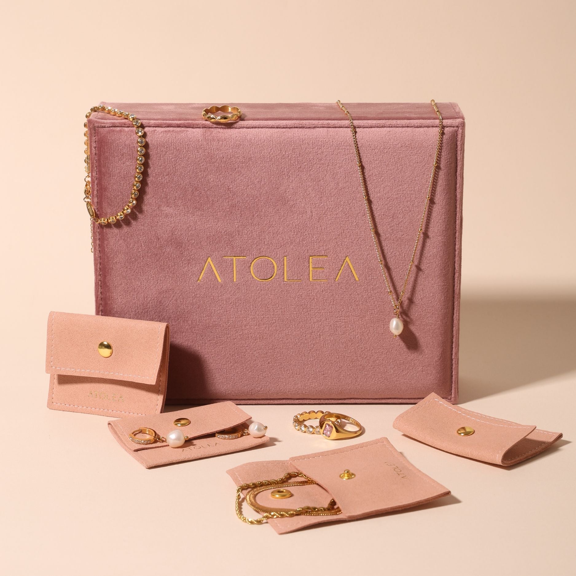 Athena Signature Velvet Jewelry Box