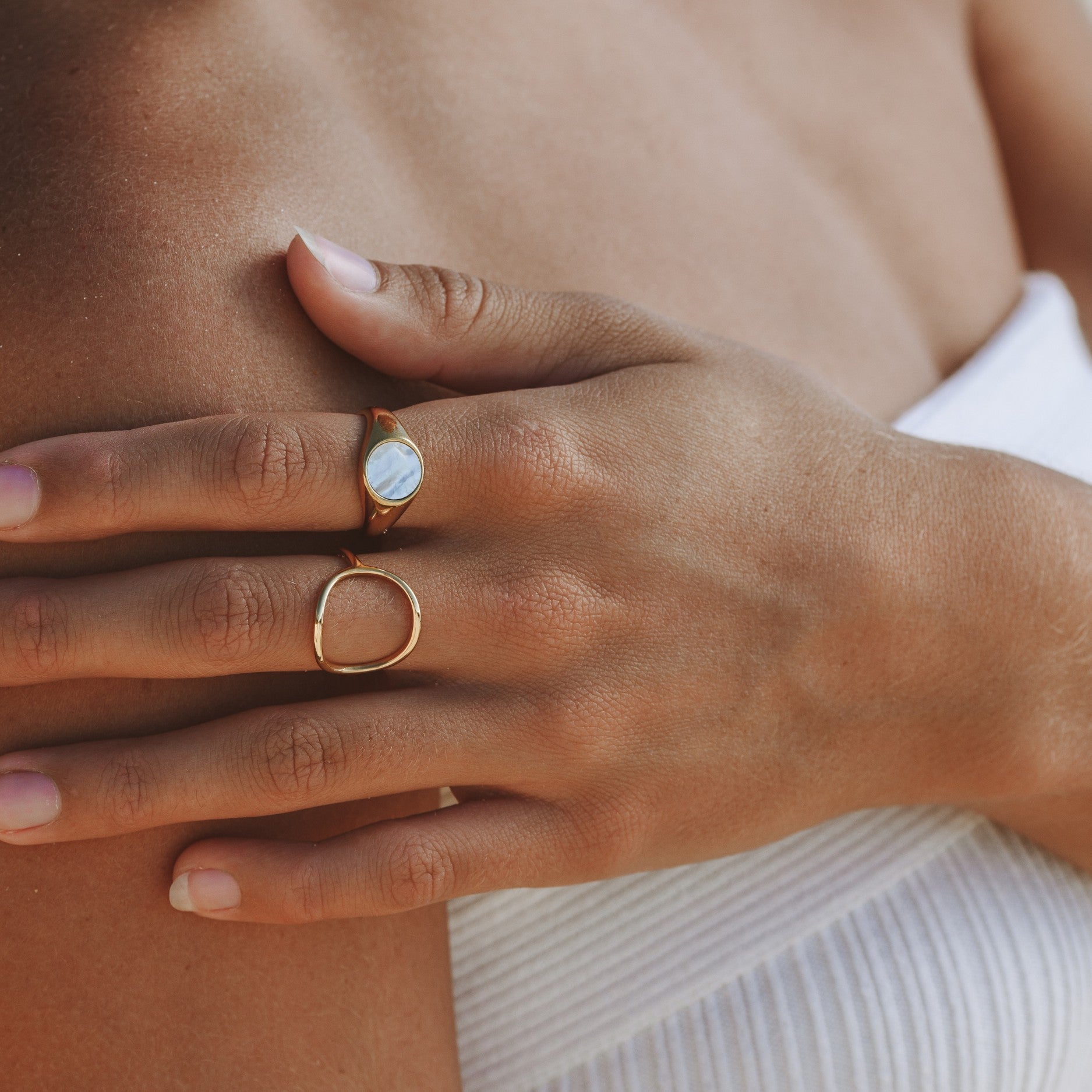 Athena "Bahïa" Oval Ring