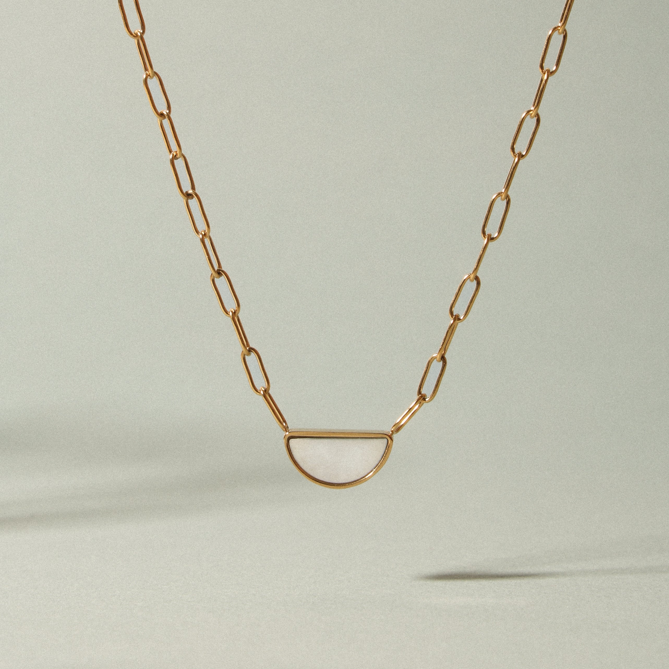 Athena Muse Choker