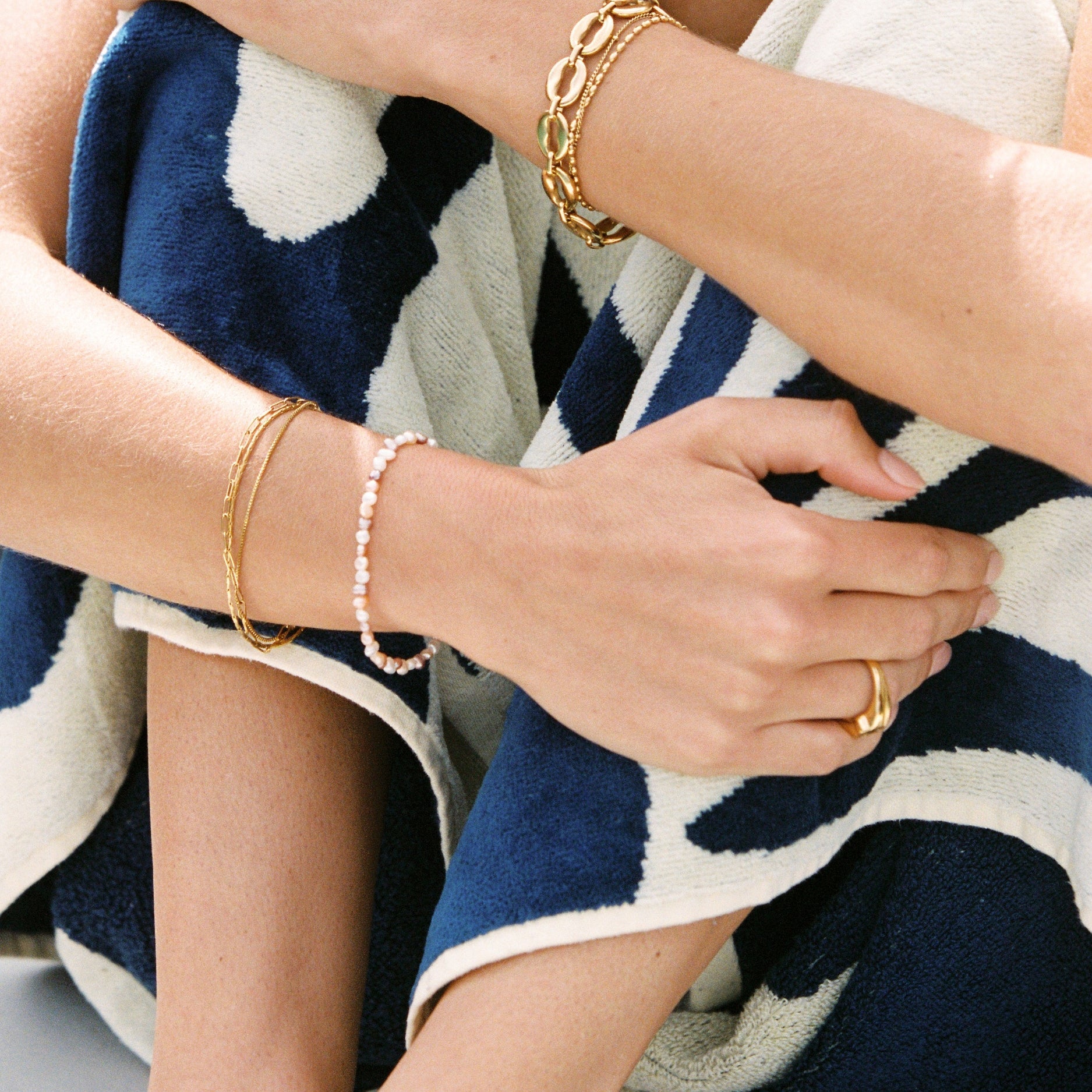 Athena Perla Rosa Bracelet