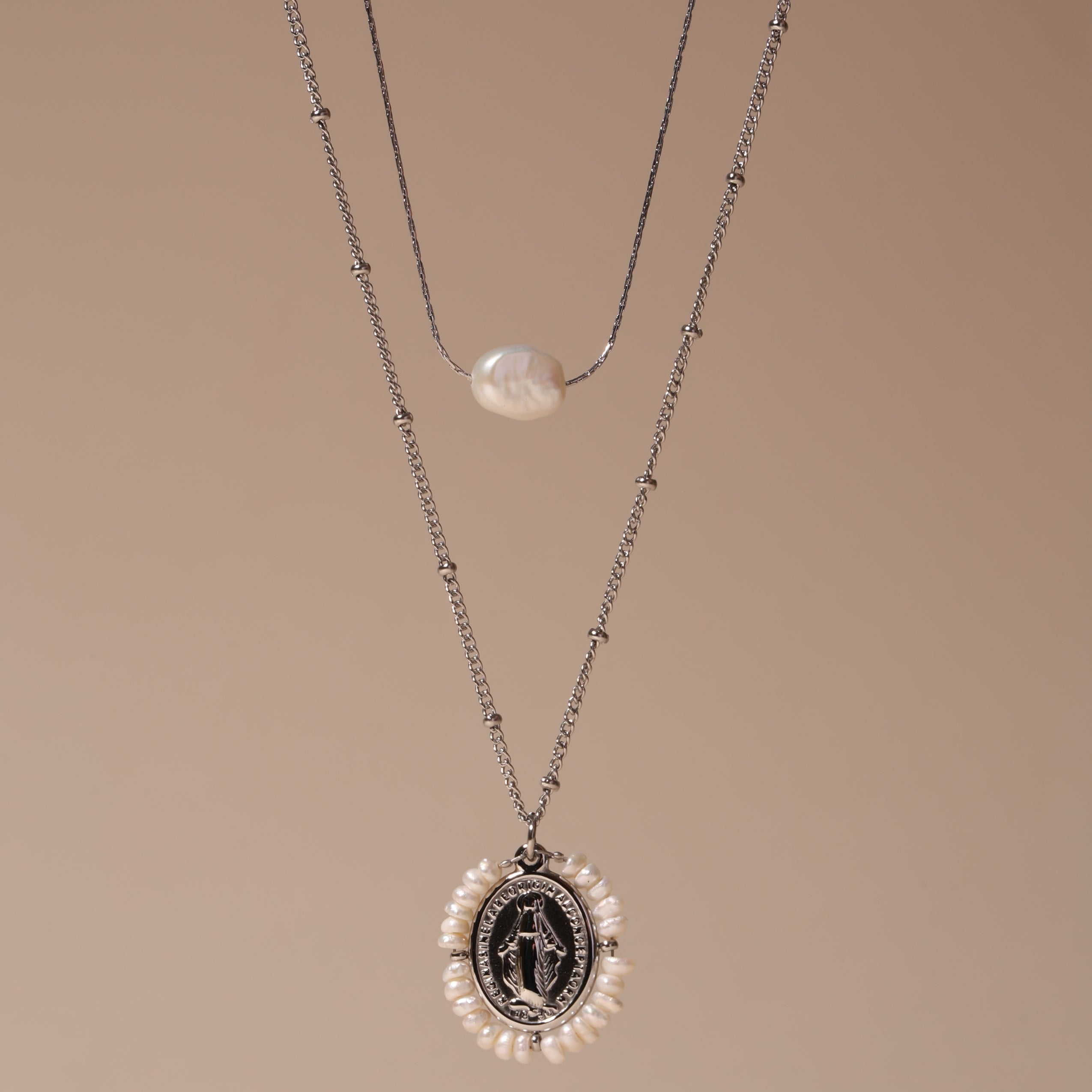 Athena Baroque Pearl Choker