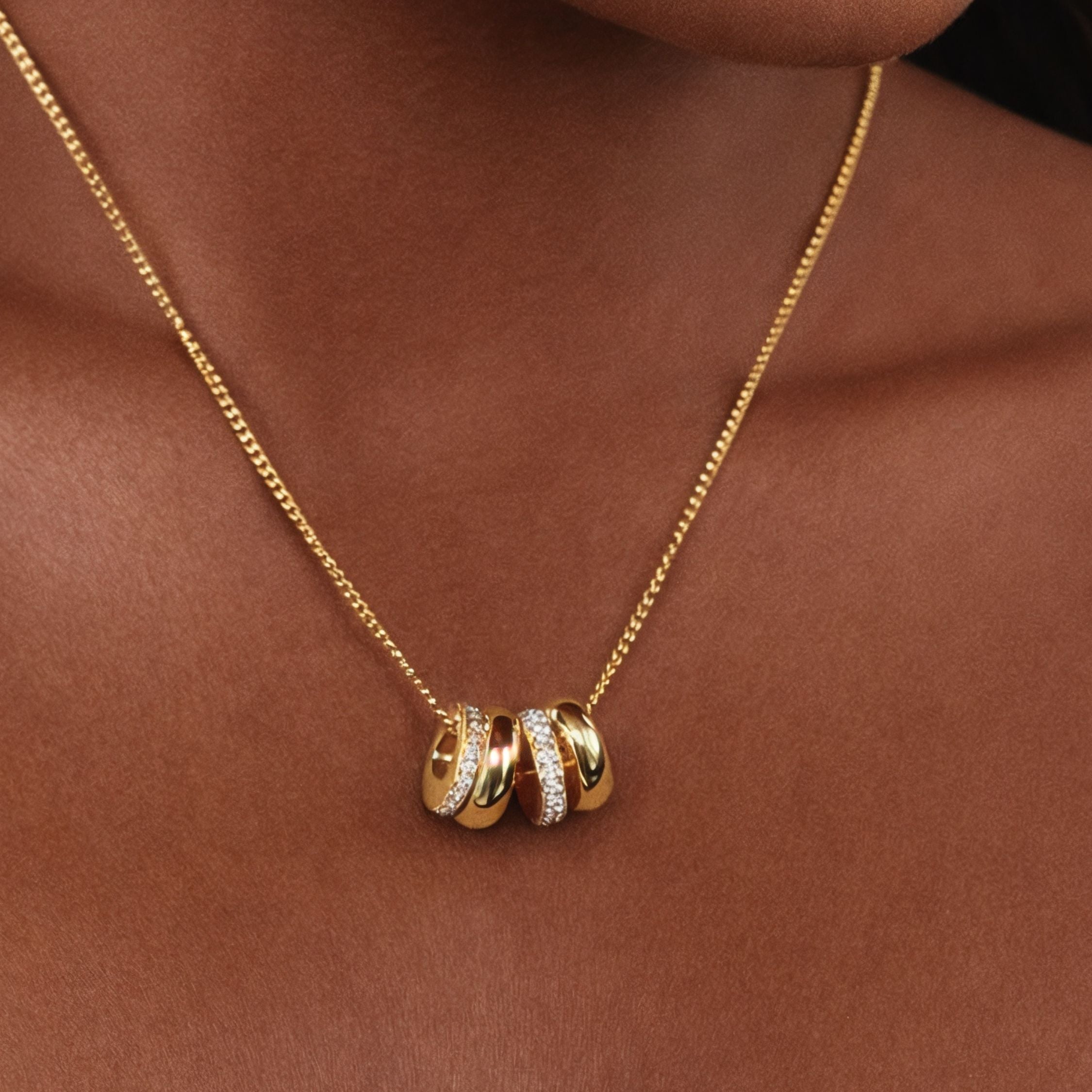 Athena Monte Carlo Necklace