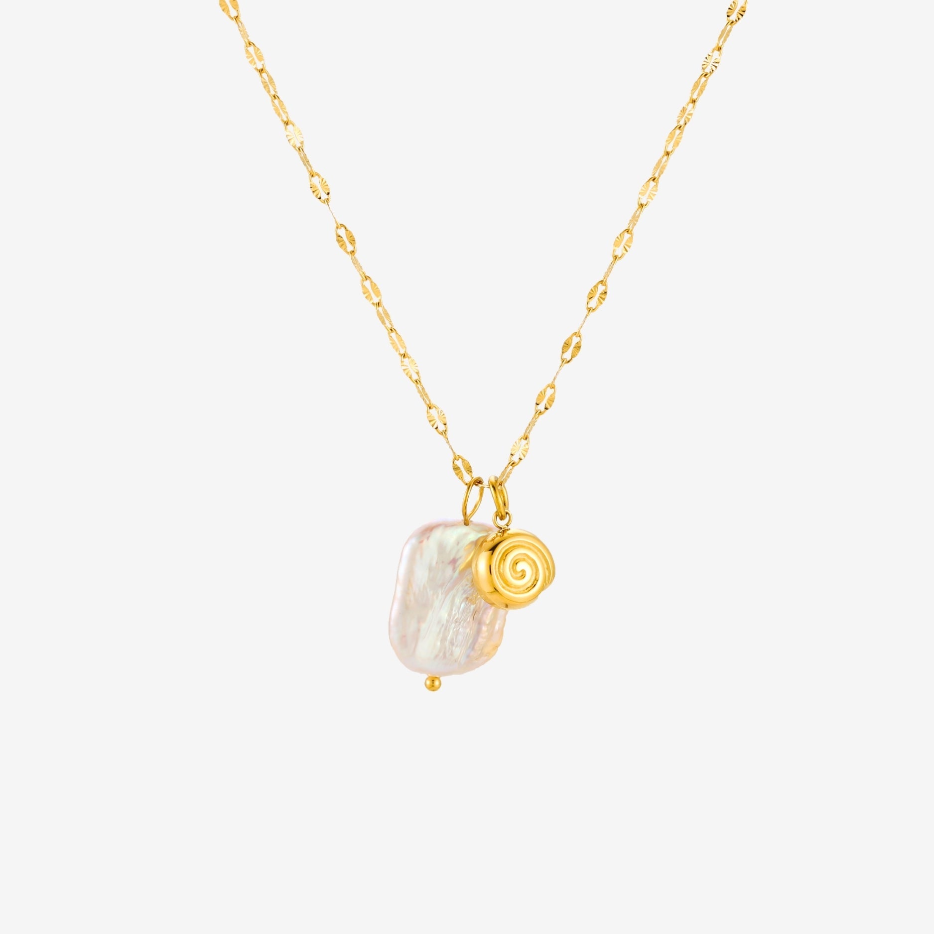 Athena Seashell Cove Necklace