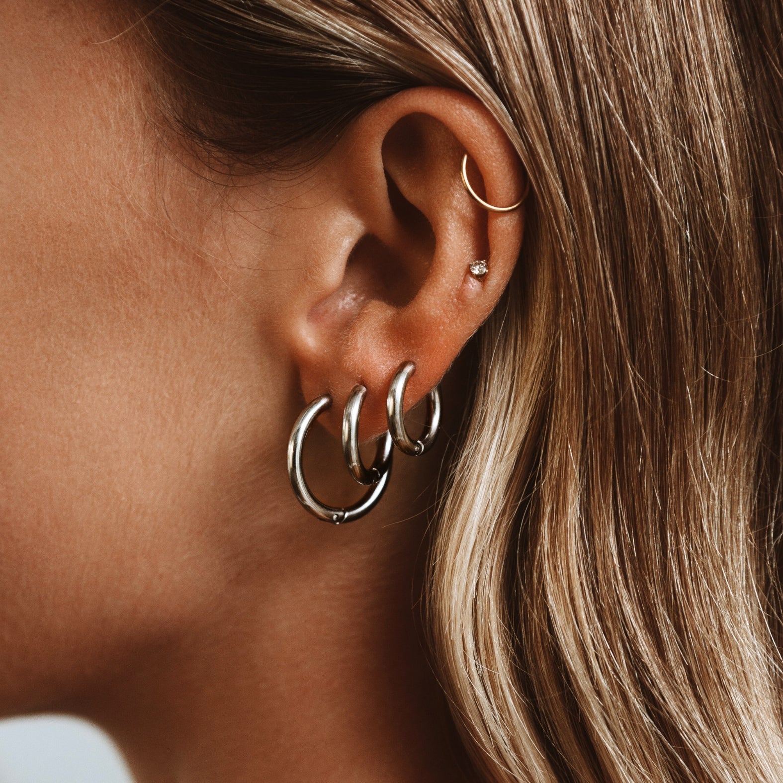 Athena Classic Hoop Earrings