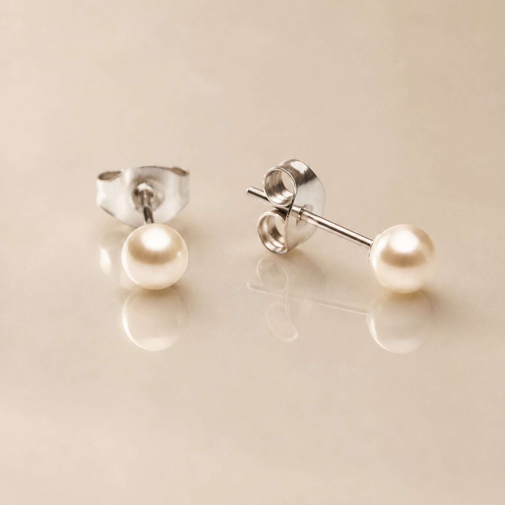 Athena Pearl Stud Earrings