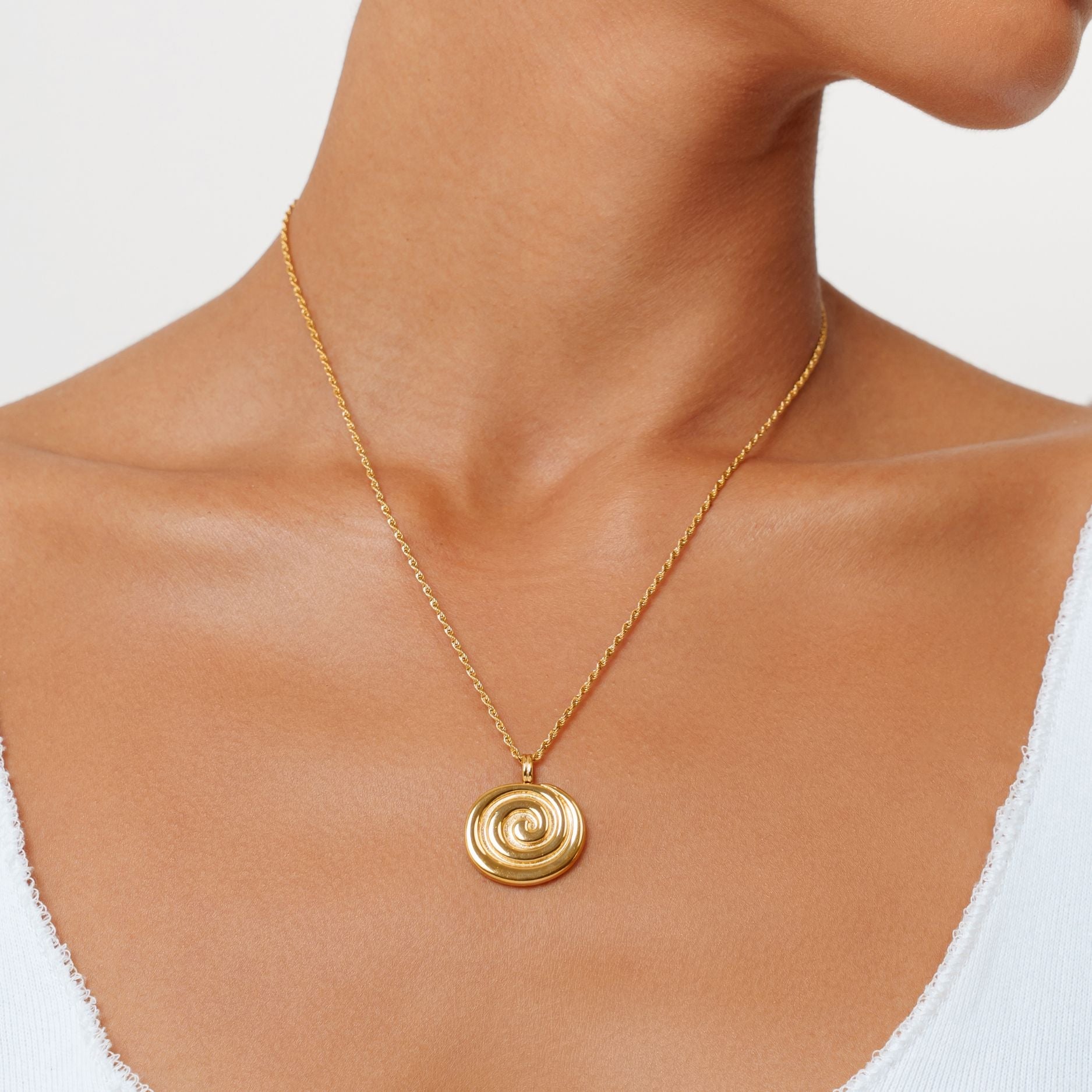 Athena Nalu Necklace