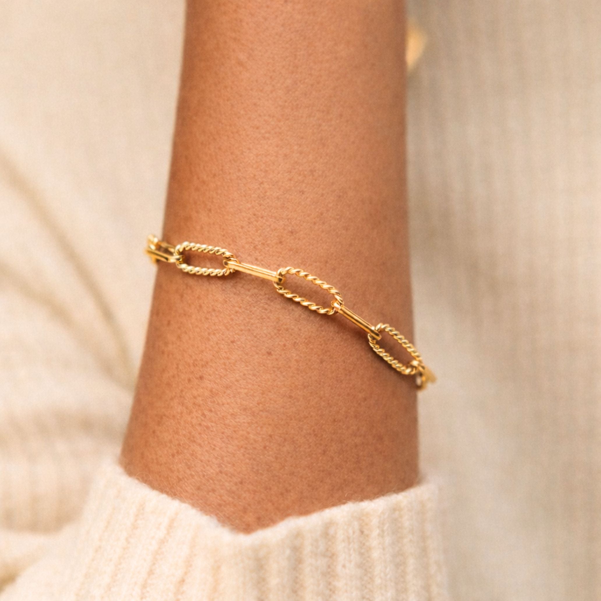 Athena Bold Paperclip Bracelet