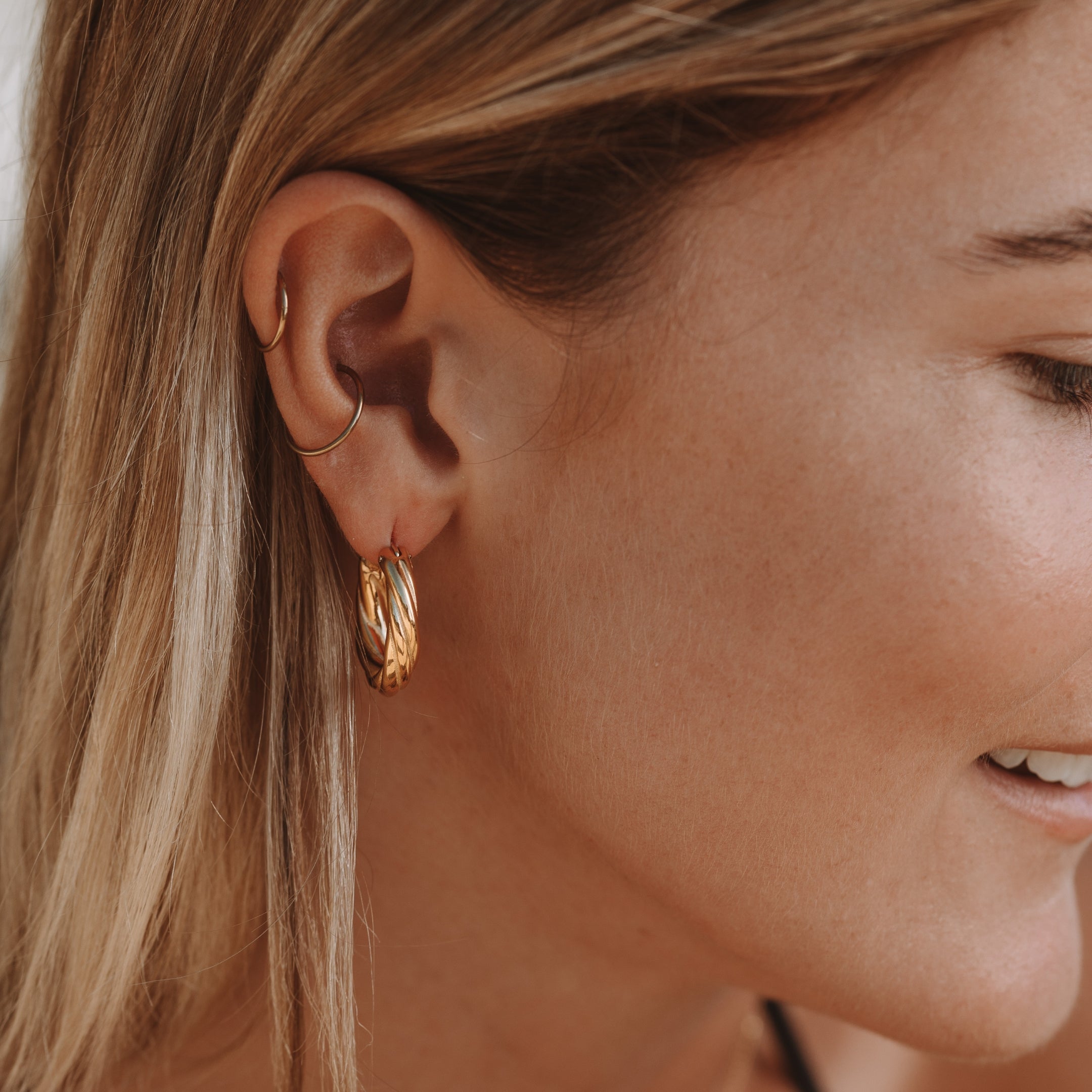 Athena Everyday Twisted Hoops
