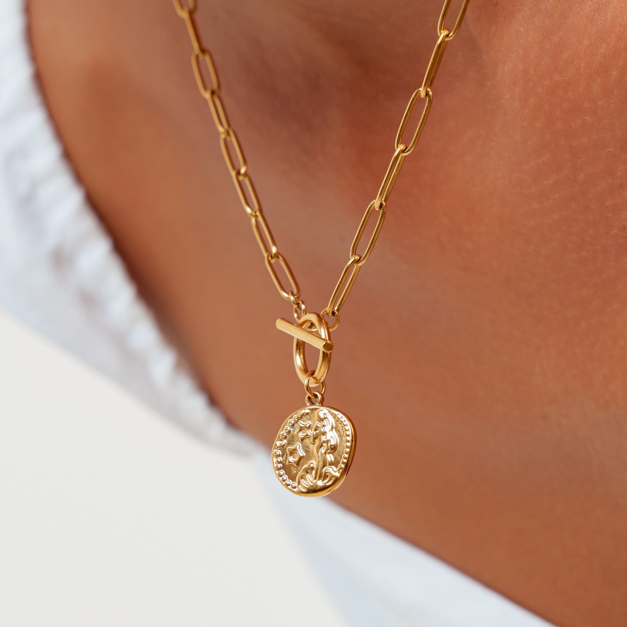 Athena Venus Necklace