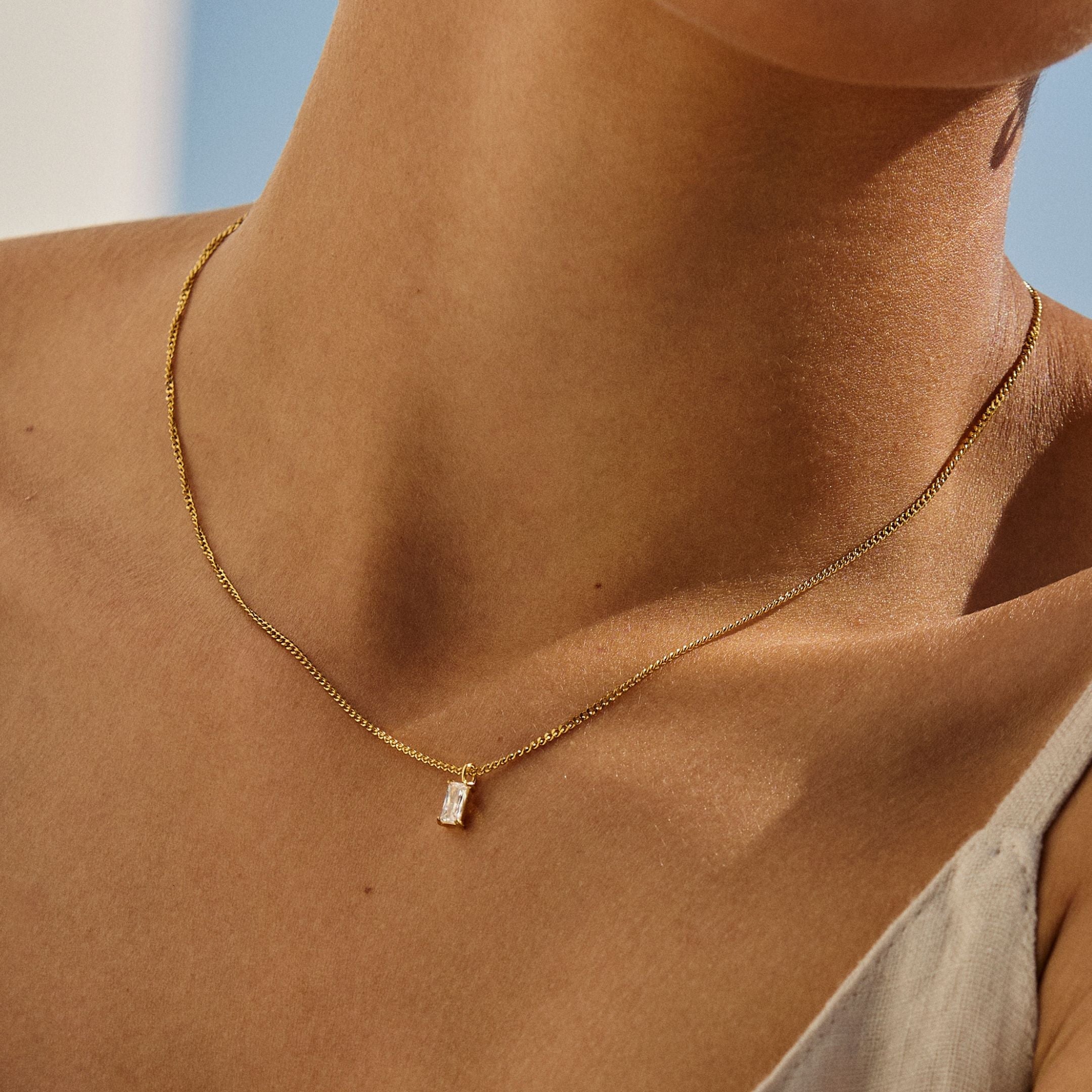 Athena Glow Necklace